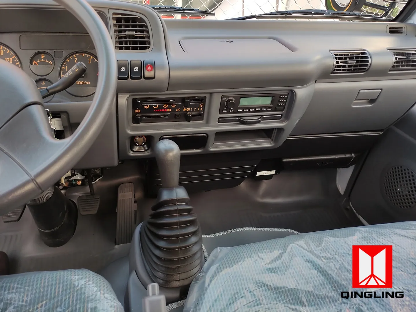 Isuzu ELF 100P - foto 5