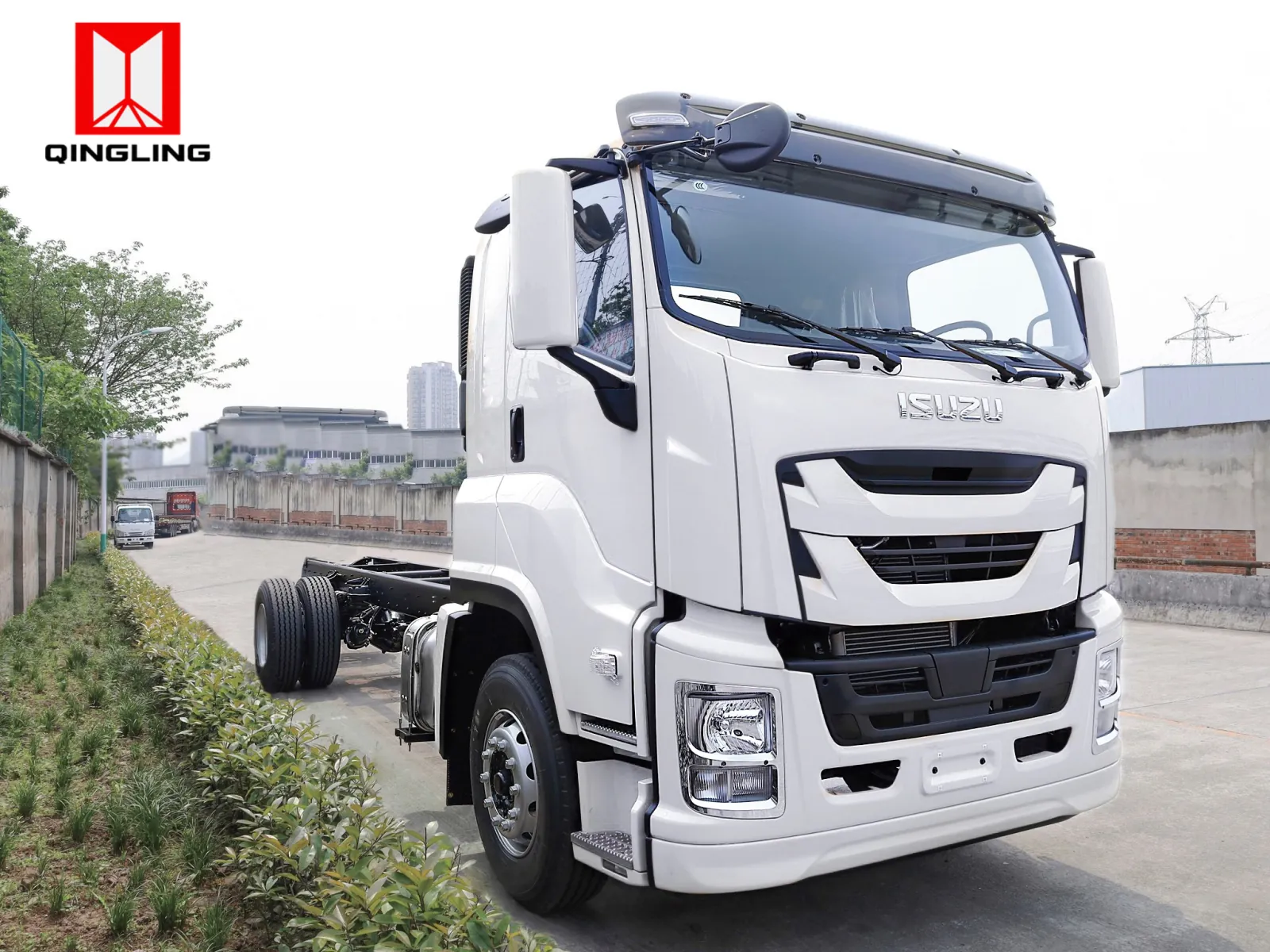 Isuzu FXR - foto 1
