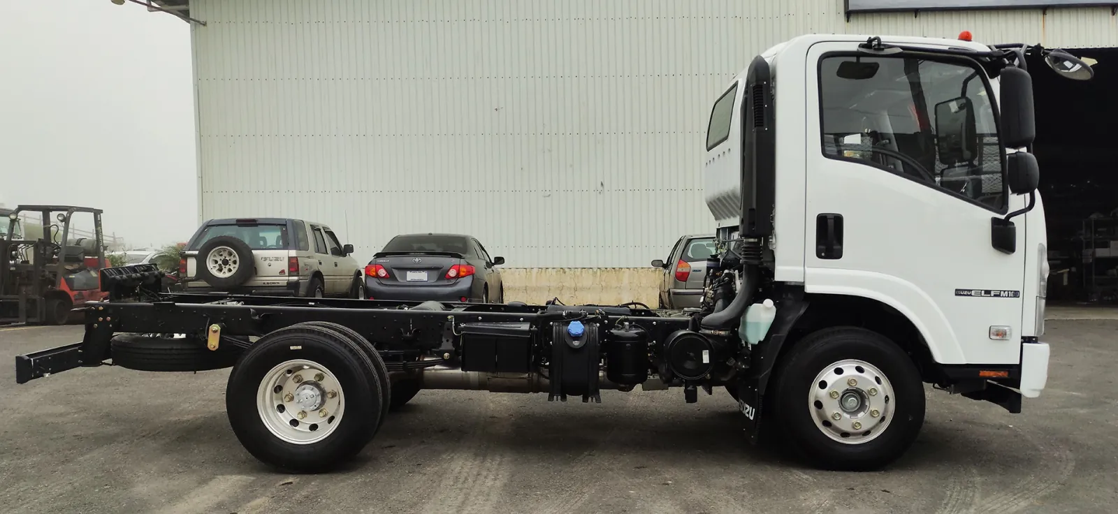 Isuzu M100 - foto 2