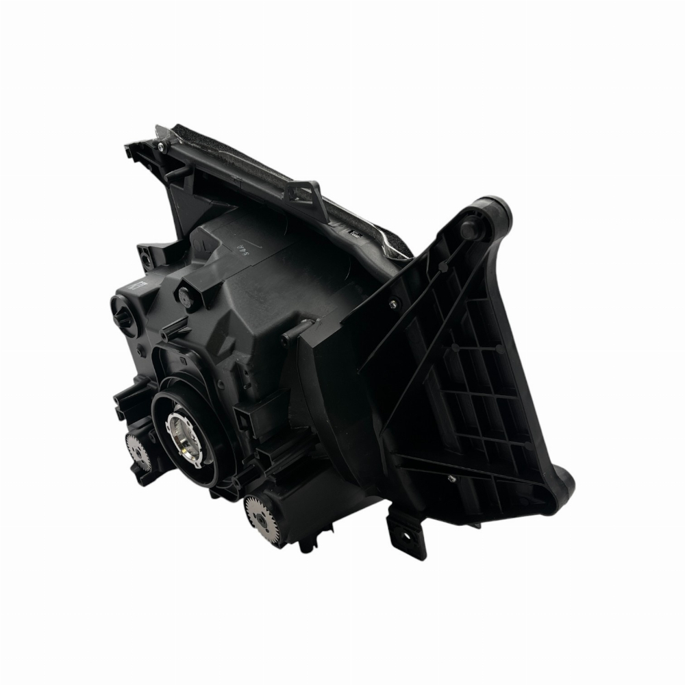 Isuzu